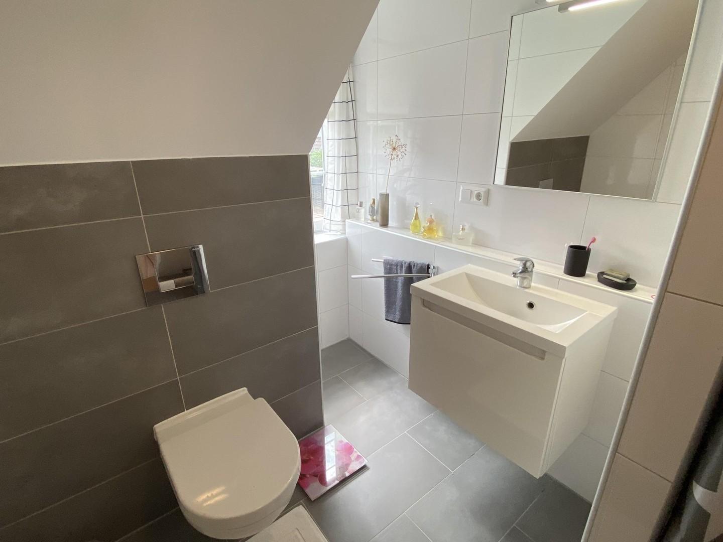 Badezimmer 1