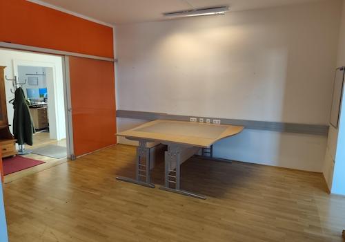 Büro 1
