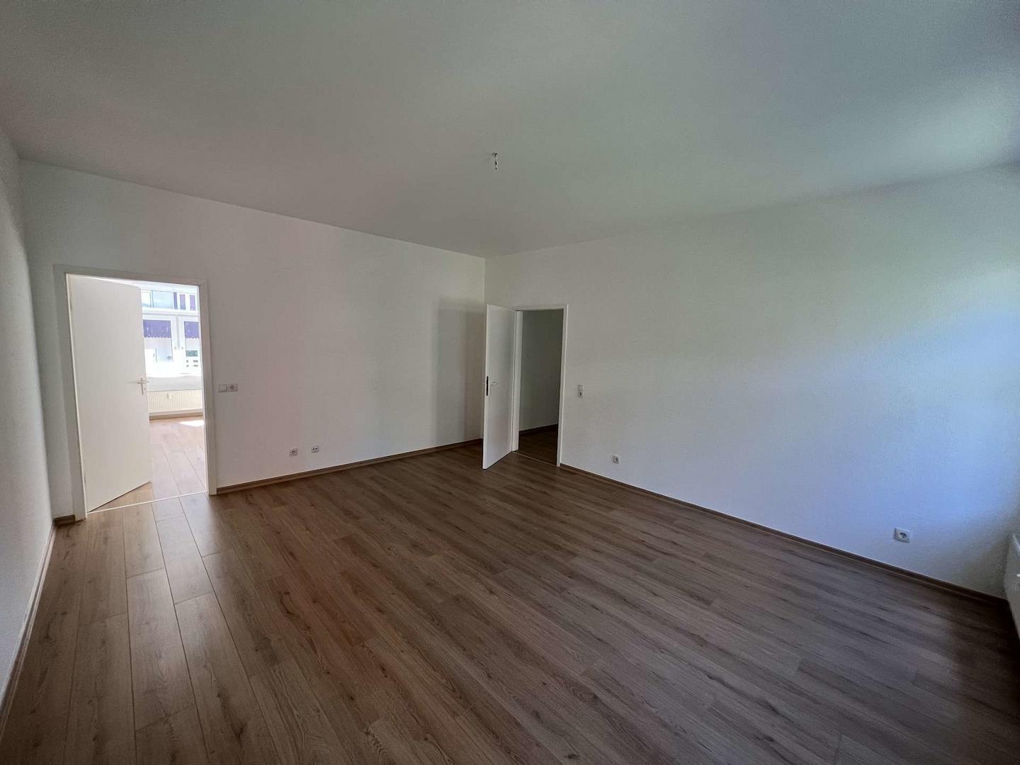 Großzügiges Schlafzimmer