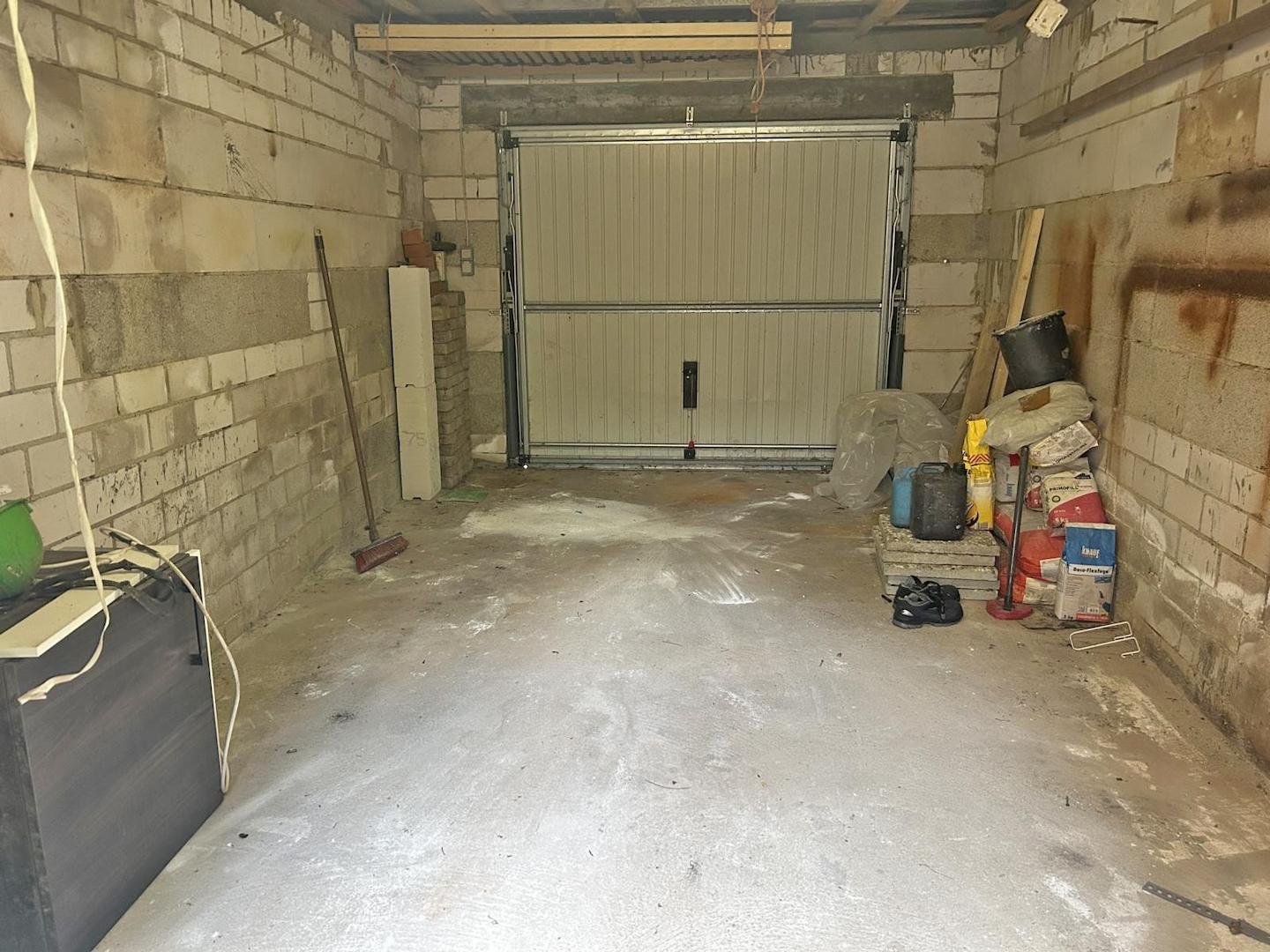 Garage am Haus