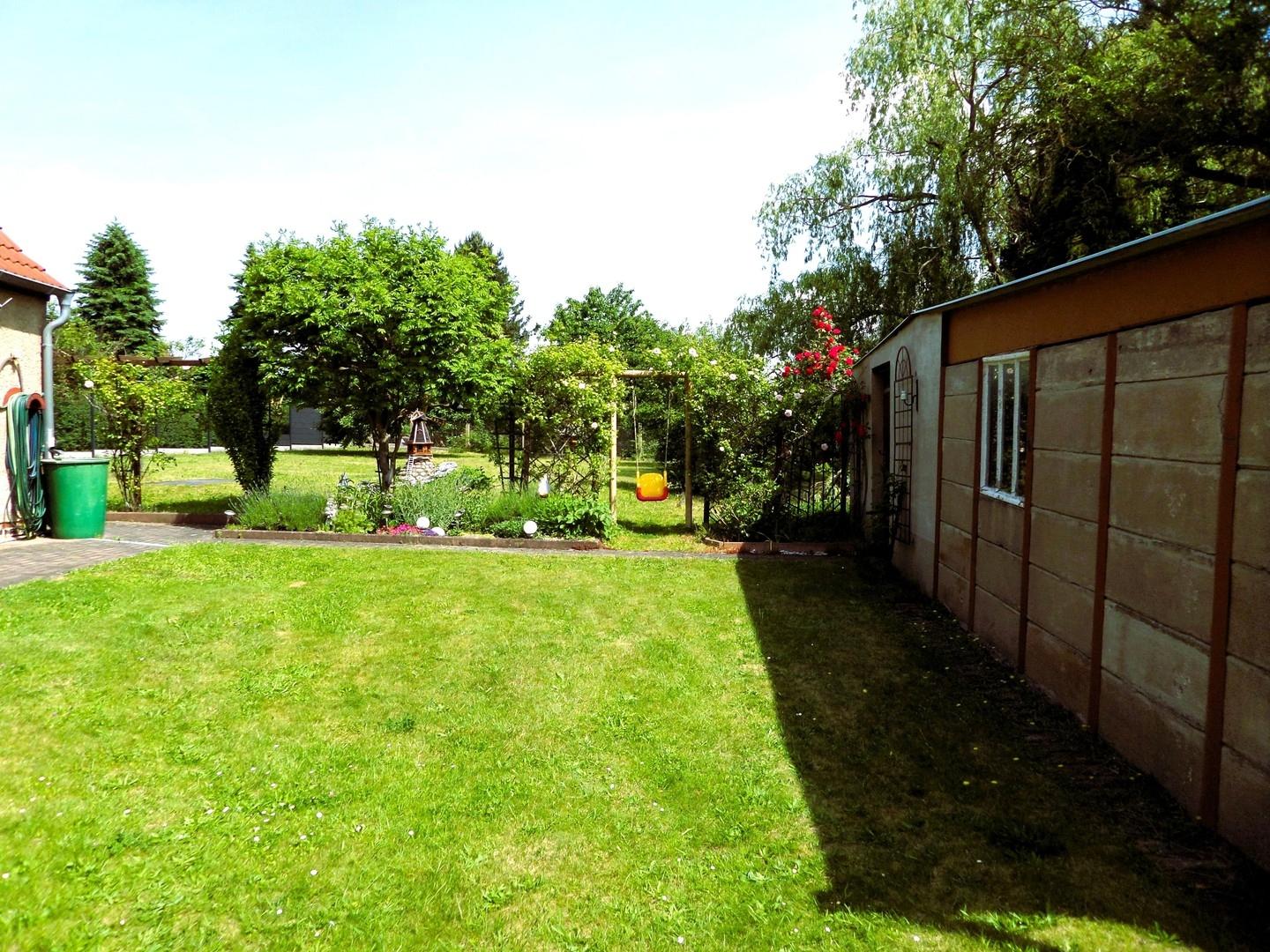 Gartenausschnitt III