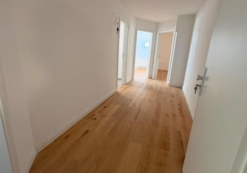 Flur (Wohnungseingang)