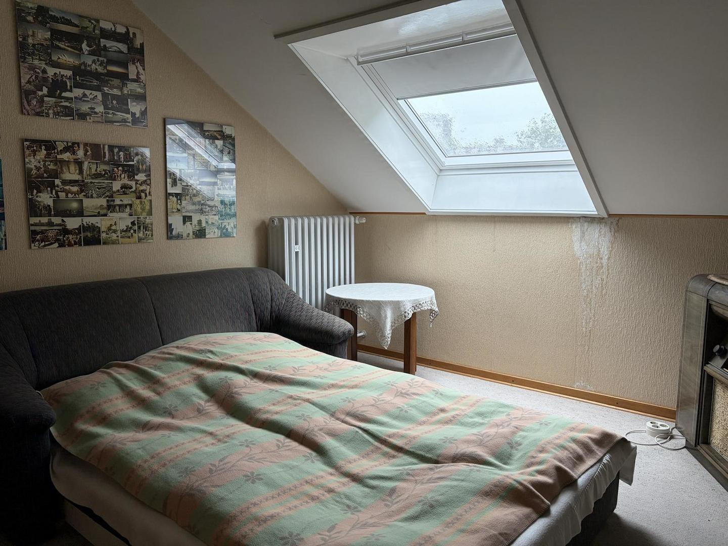 Schlafzimmer 2 DG