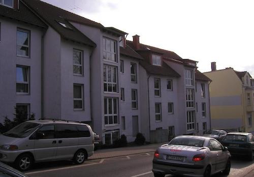 Straßenansicht