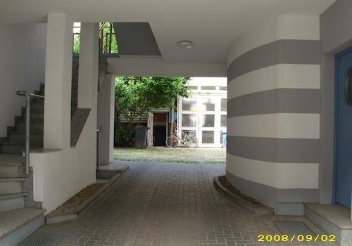 Zufahrt von Uchtstr. 