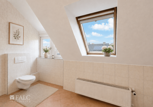 Badezimmer Dachgeschoss 