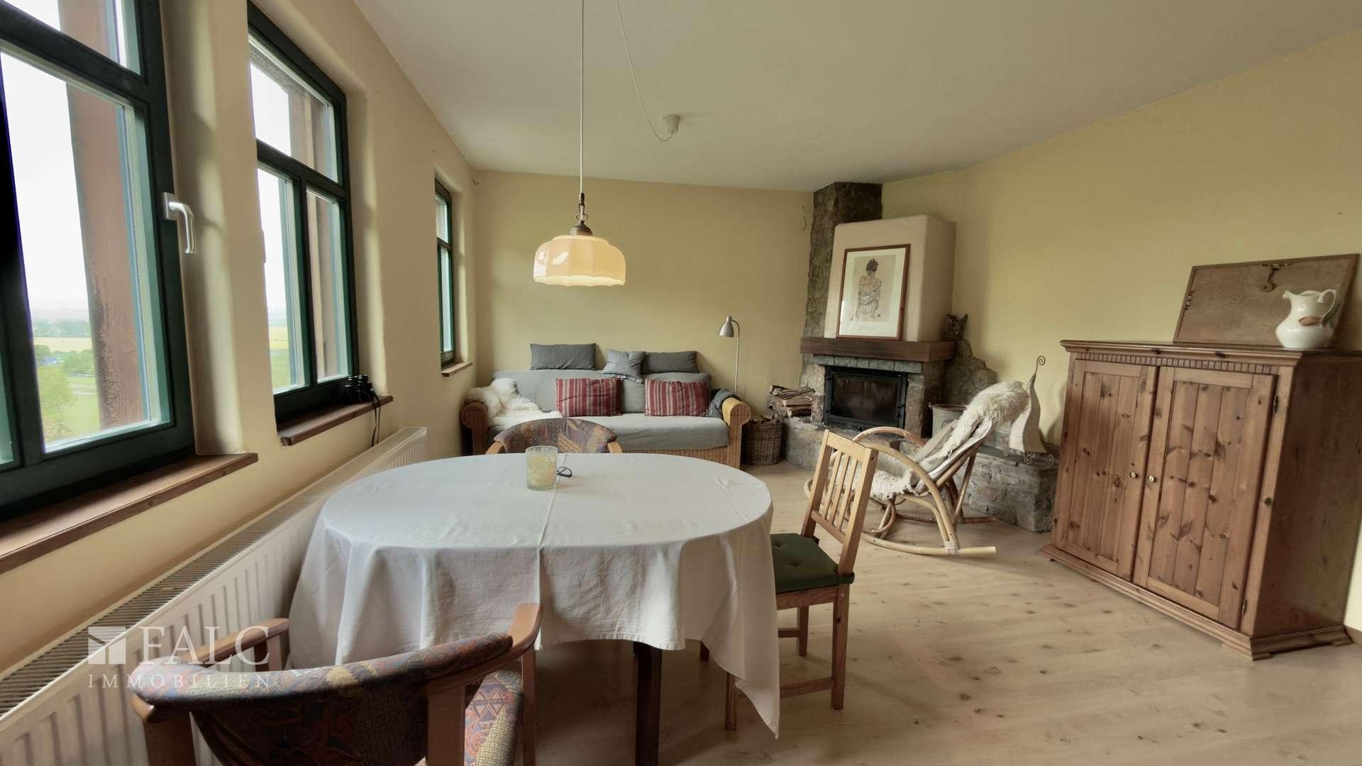 Wohnzimmer 2 OG rechts 