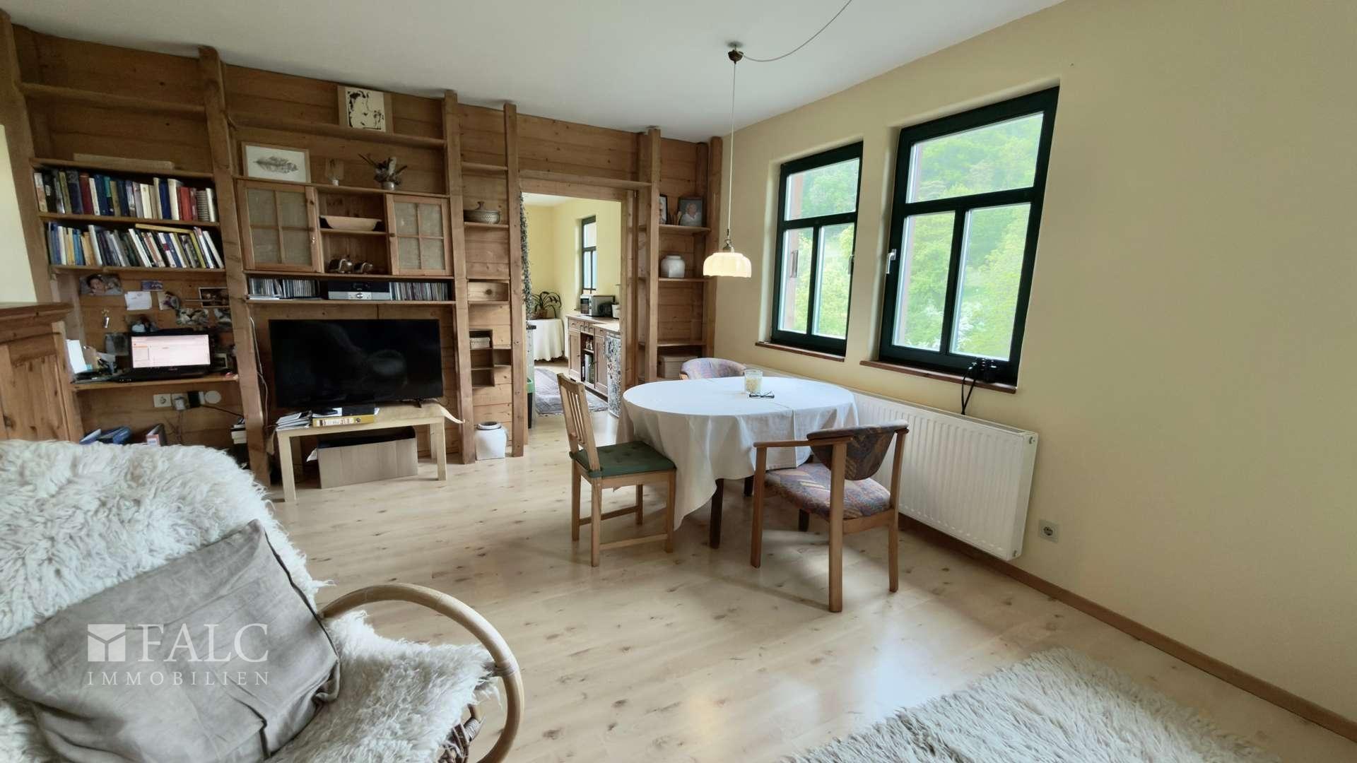 Wohnzimmer OG Wohnung 2 rechts 