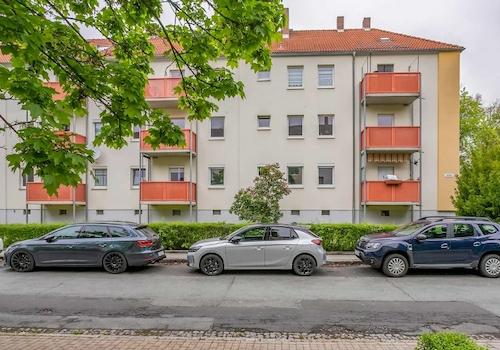 Straßenansicht
