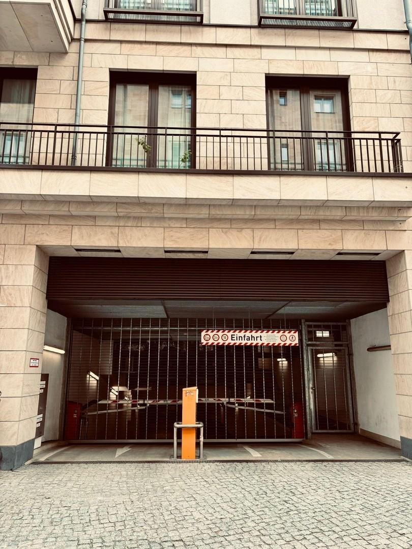 Einfahrt Tiefgarage