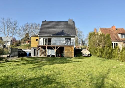 Haus von Garten aus