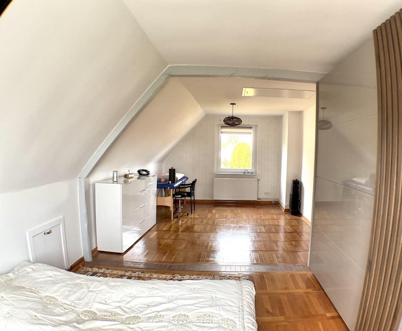 Schlafzimmer OG