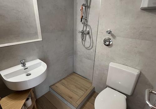 neu renoviertes Bad