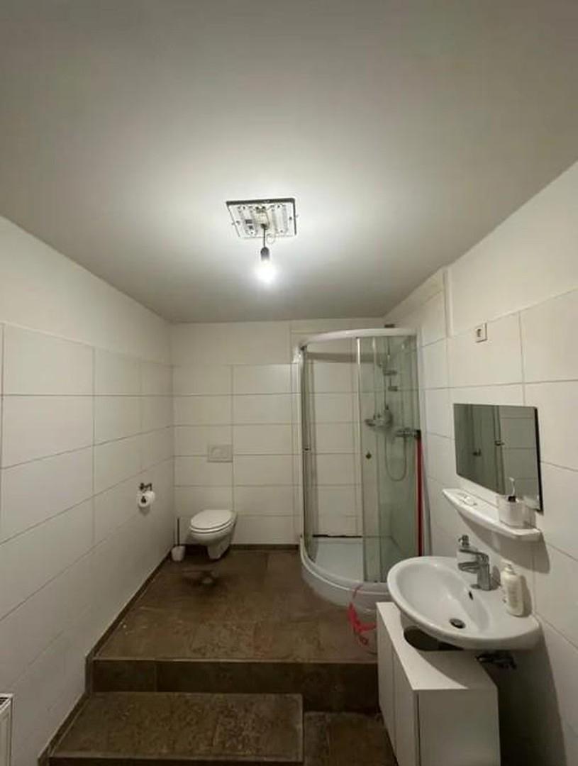 Badezimmer - Gewerbe
