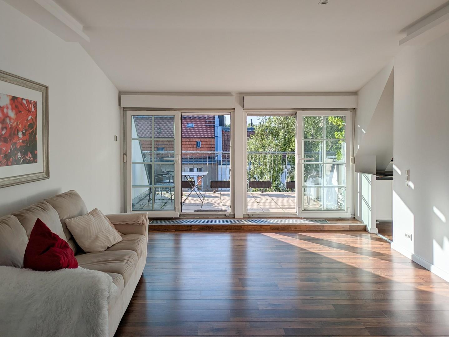 Zimmer 2 und Terrasse