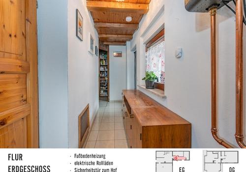 Flur zum Zweiteingang