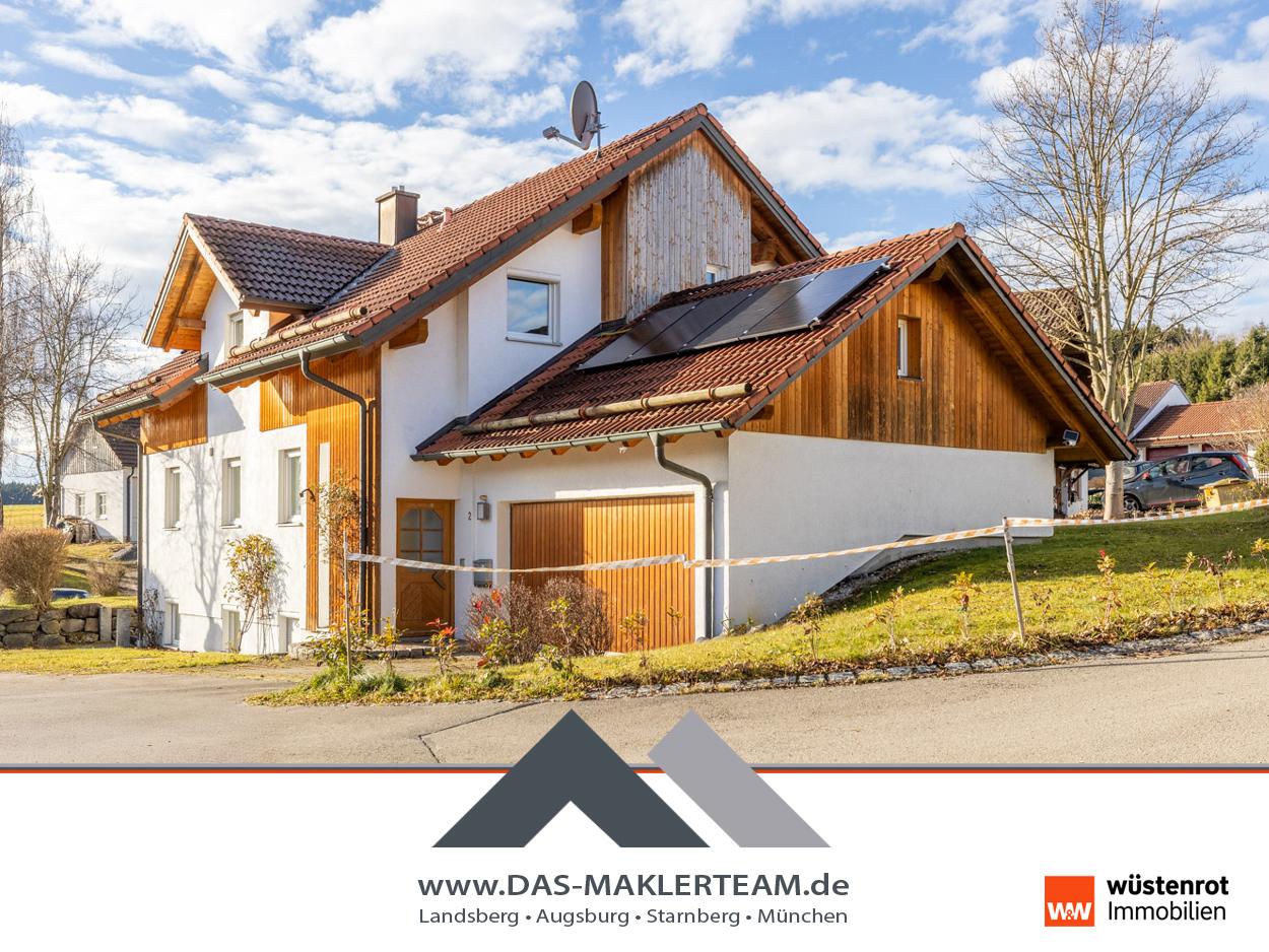 Stilvolles Einfamilienhaus mit traumhaftem Ausblick, Doppelgarage & Vollunterkellerung