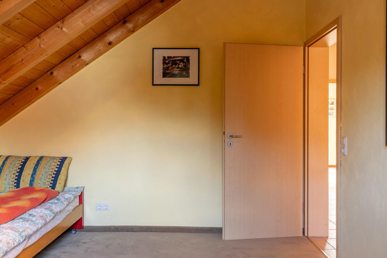 Stilvolles Einfamilienhaus mit traumhaftem Ausblick, Doppelgarage & Vollunterkellerung