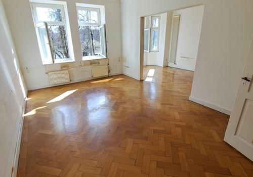 zwischen Wohn- und Esszimmer