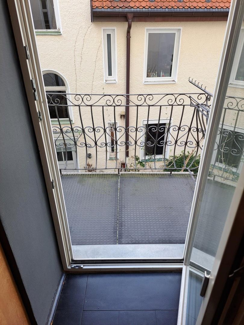 von Küche auf Balkon