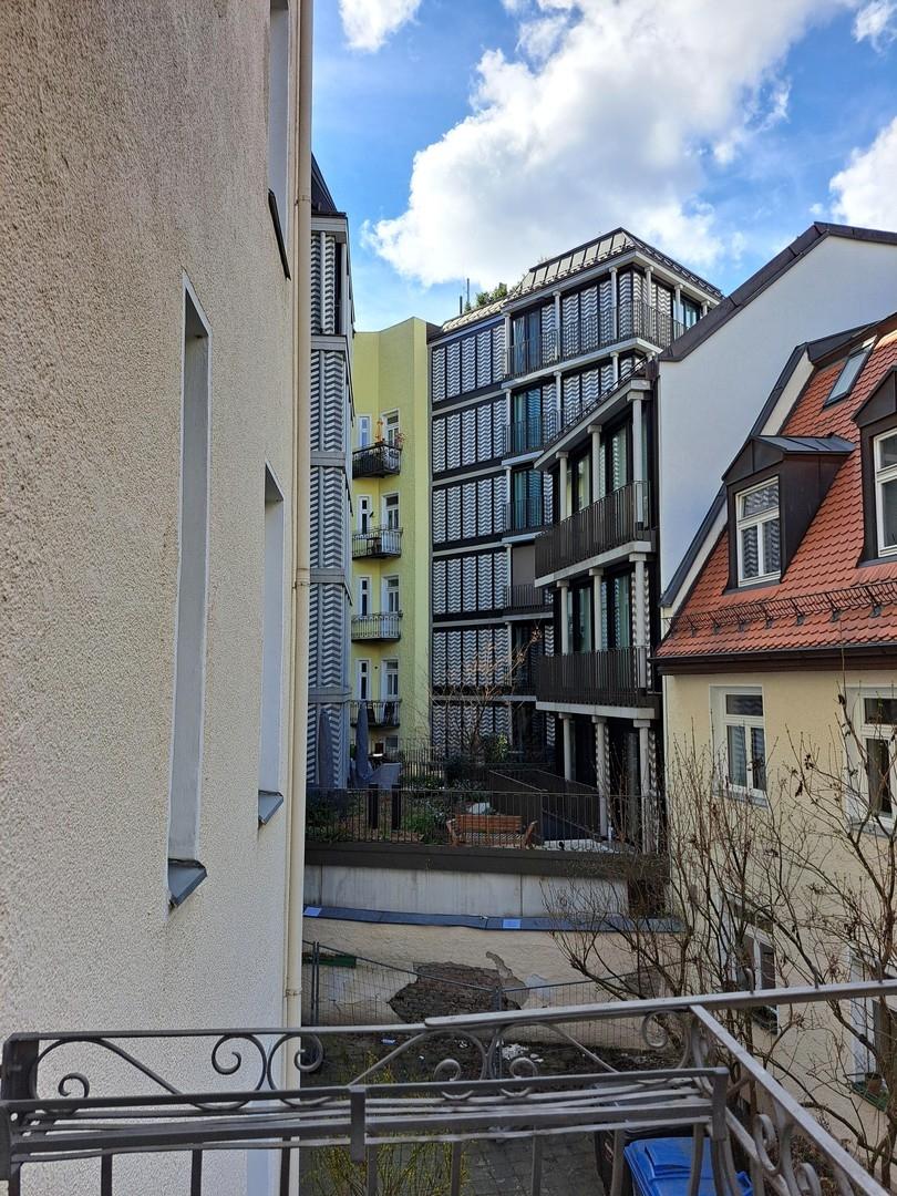 von Balkon nach Westen
