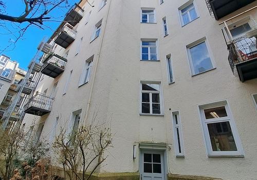 Fassade zum Hof 2