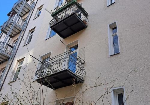 Balkon der Wohnung vom Hof