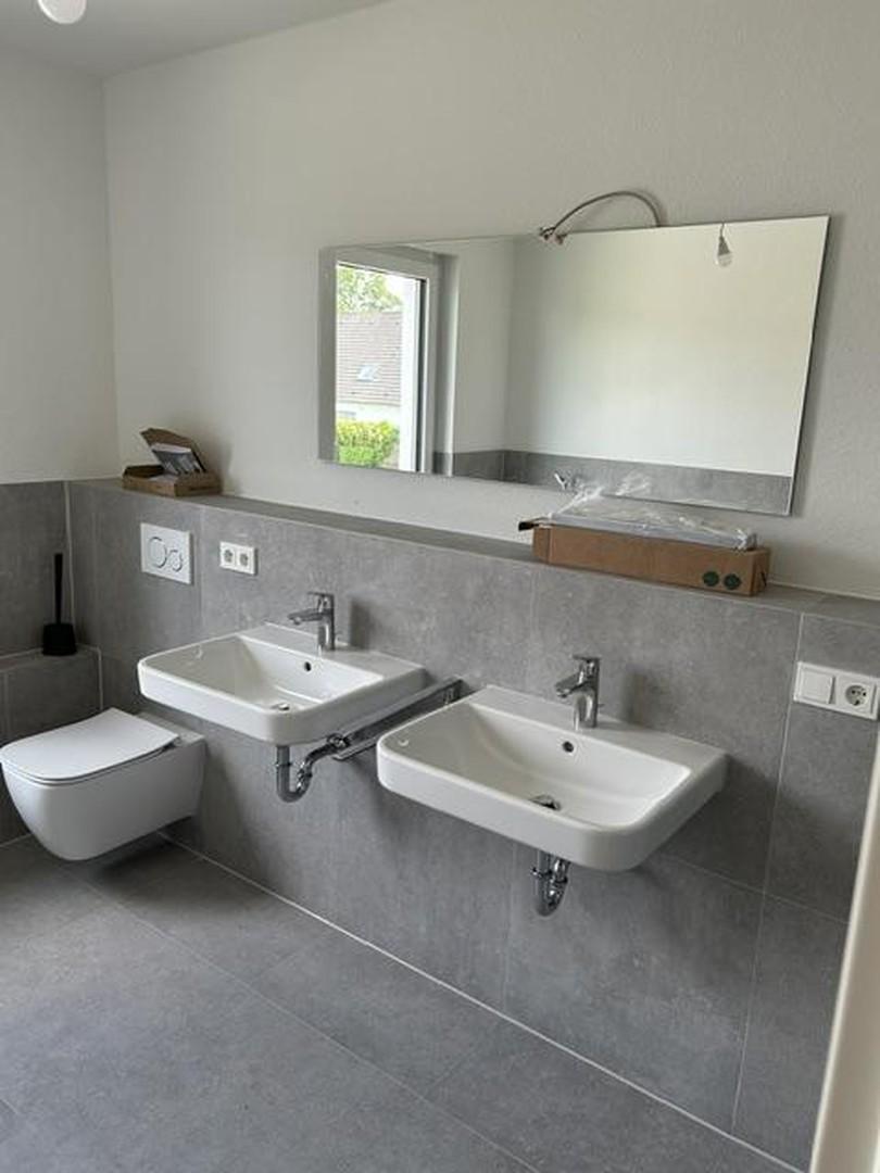 Badezimmer im OG
