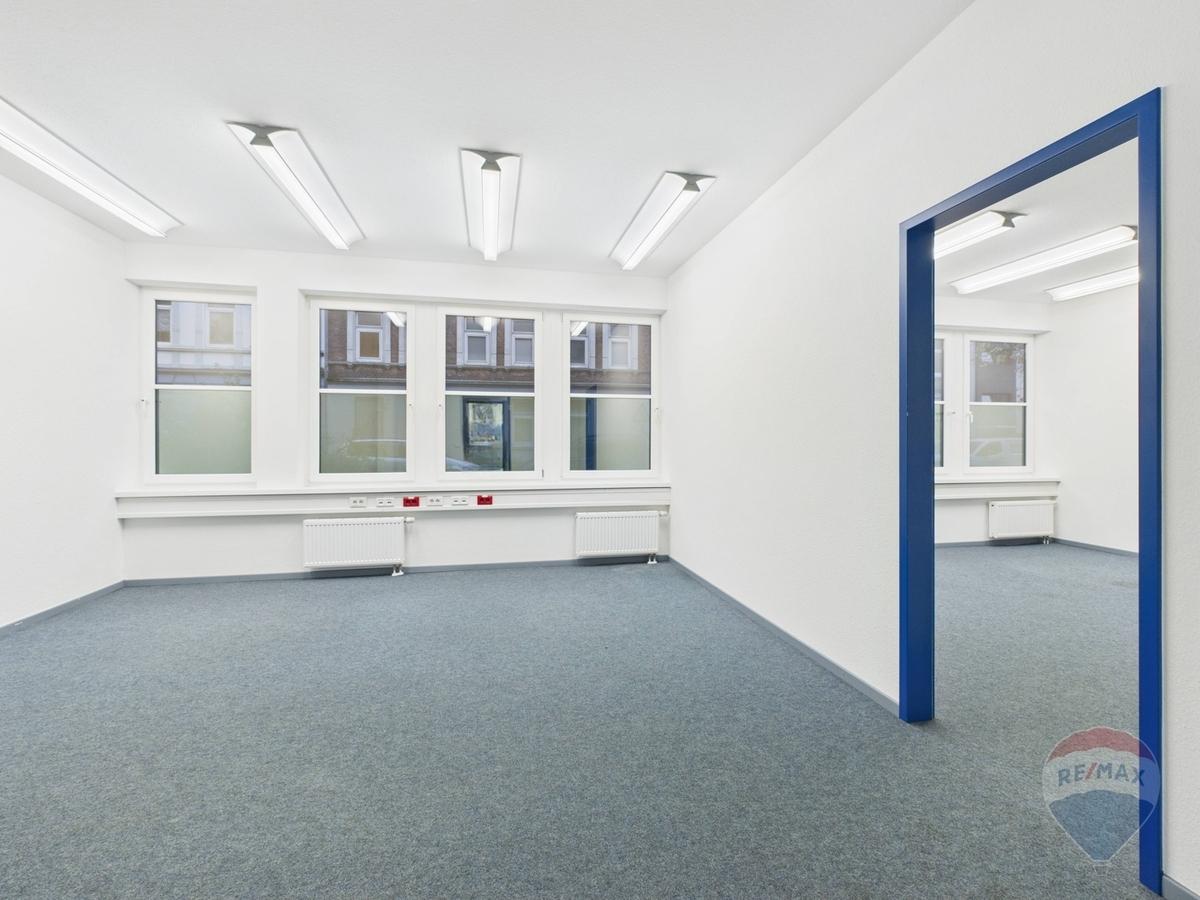 Büro 4