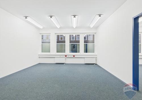 Büro 4
