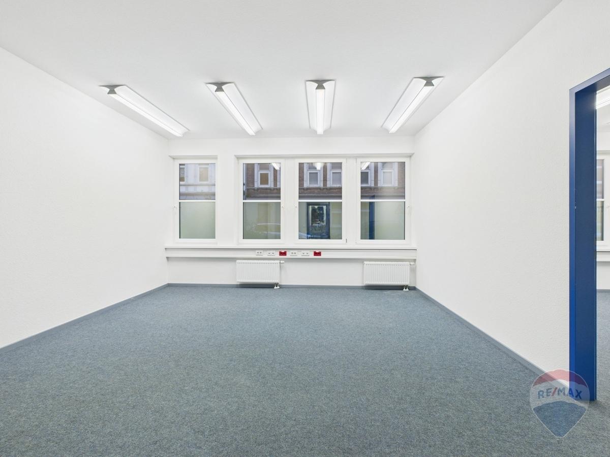 Büro 4