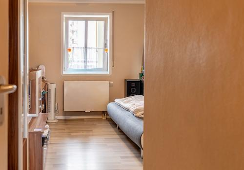 Wohnen mit Komfort: 4 Zimmer, Balkon und optimale Infrastruktur