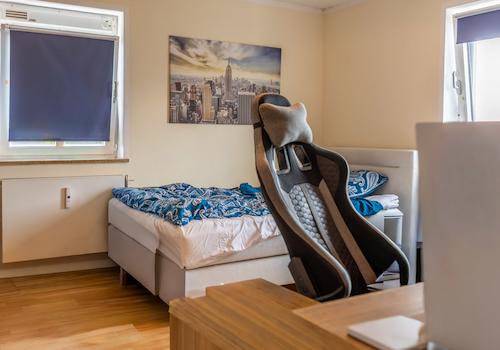 Wohnen mit Komfort: 4 Zimmer, Balkon und optimale Infrastruktur