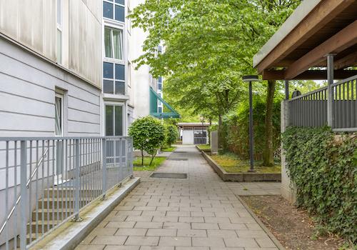 Wohnen mit Komfort: 4 Zimmer, Balkon und optimale Infrastruktur