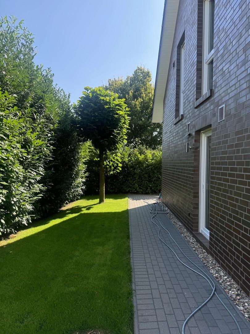 Haus 2 - Ostseite - Garten