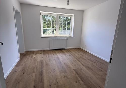 Schlafzimmer mit Duschbad 
