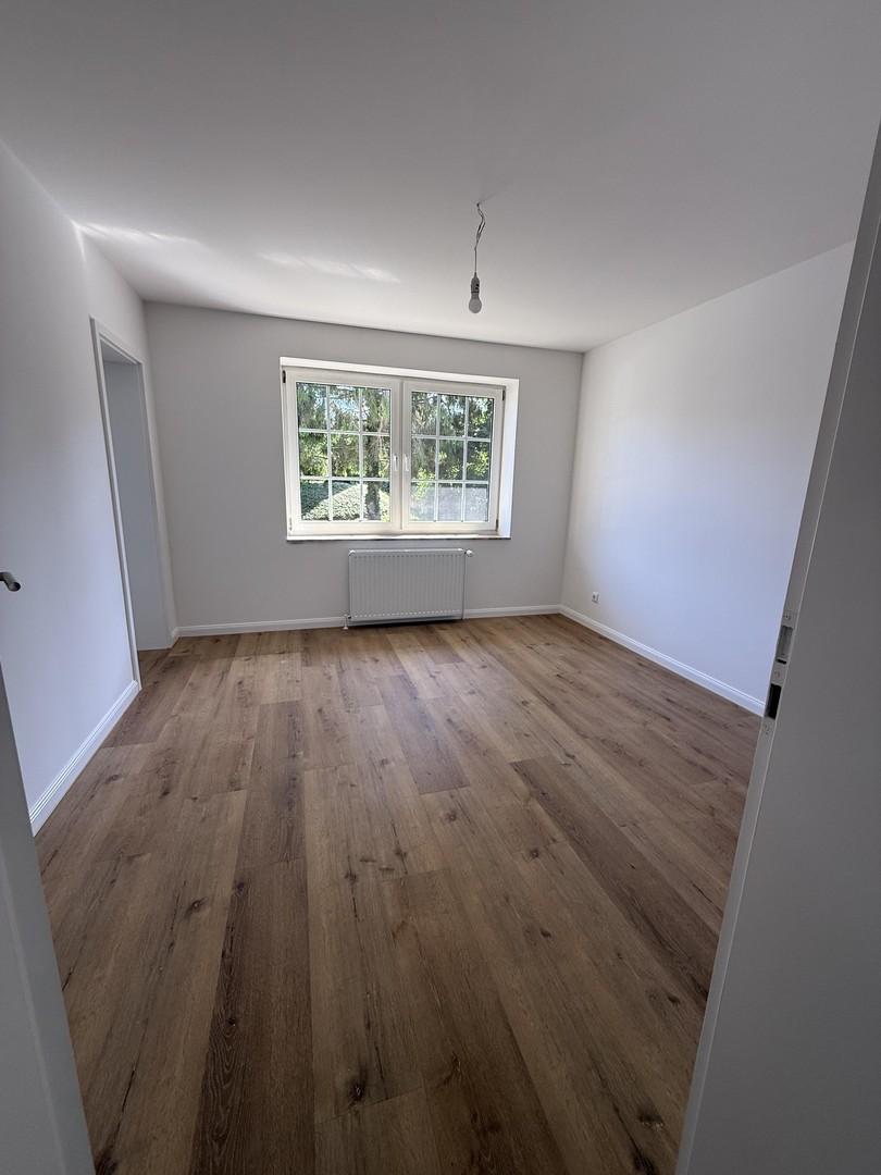 Schlafzimmer mit Duschbad 