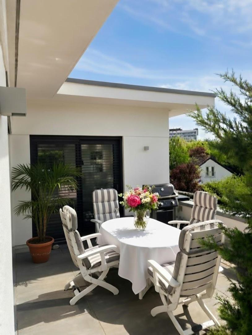Teil der großen Dachterrasse