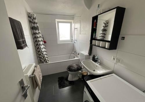 Badezimmer_www.villingen.immobilien