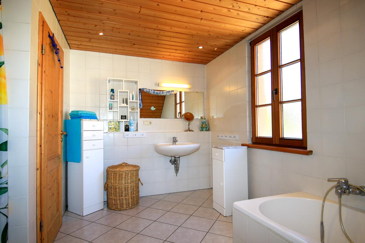 Badezimmer oben Blick 2