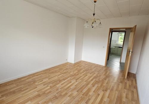Schlafzimmer Blick zum Flur