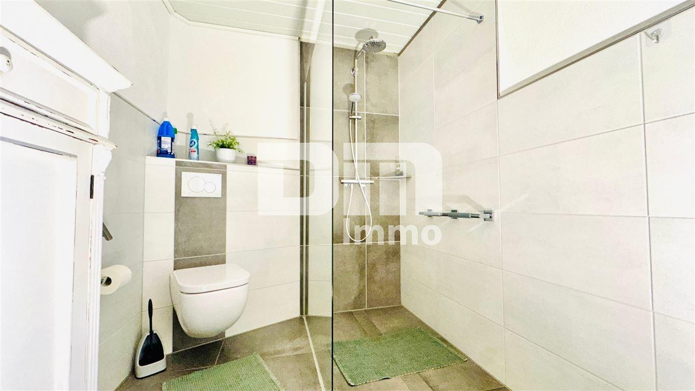 Gebäude 1 EG Badezimmer / Dusche ebenerdig