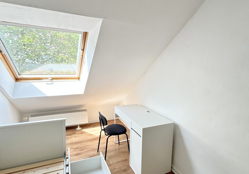 Zimmer (Links)