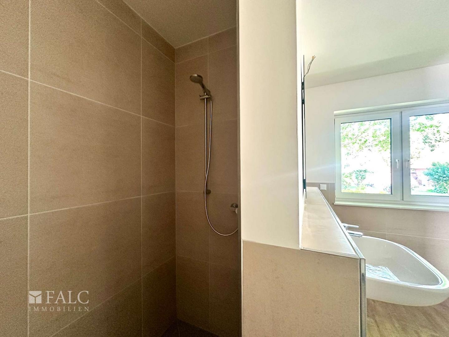 Bad/ Dusche OG