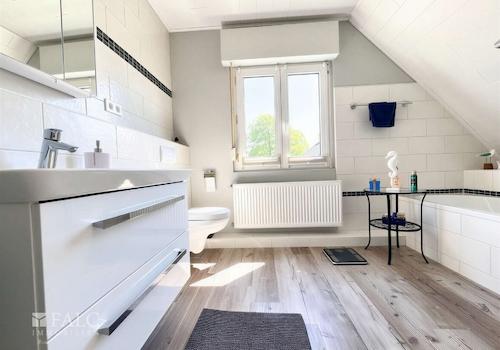 Badezimmer OG 