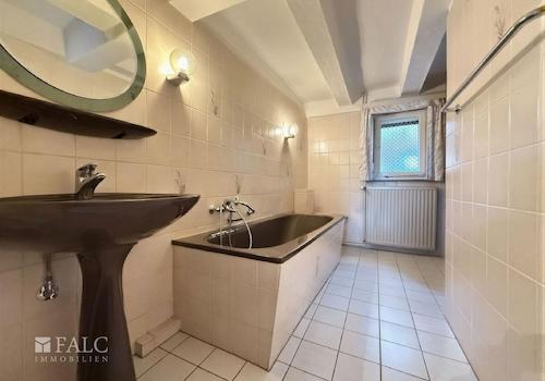 Badezimmer EG