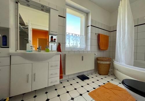 Wannenbad OG