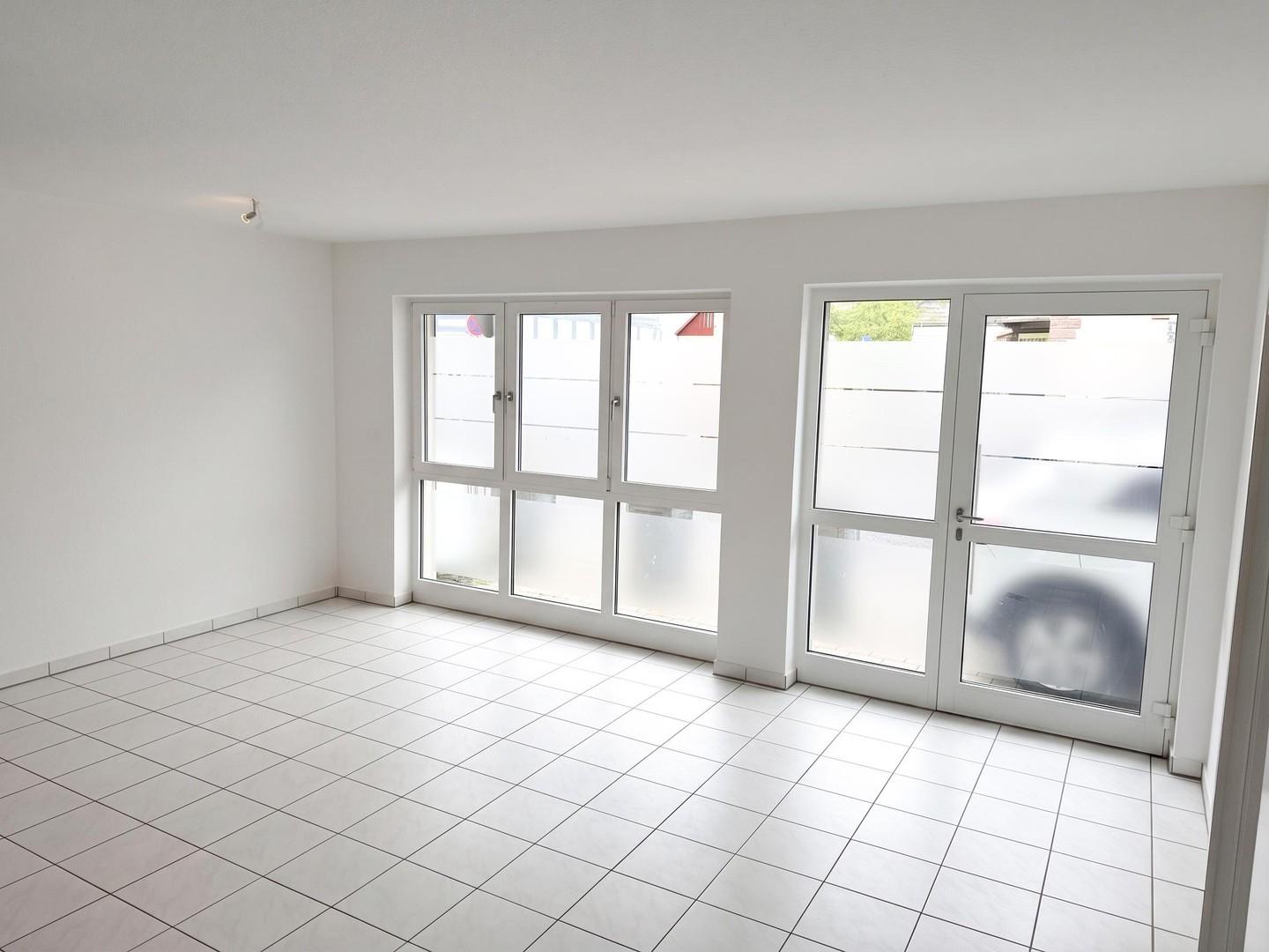 Wohnzimmer (eigener Eingang)