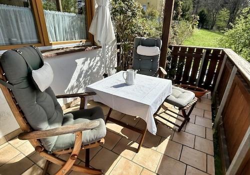 lauschiges Plätzchen auf dem Balkon