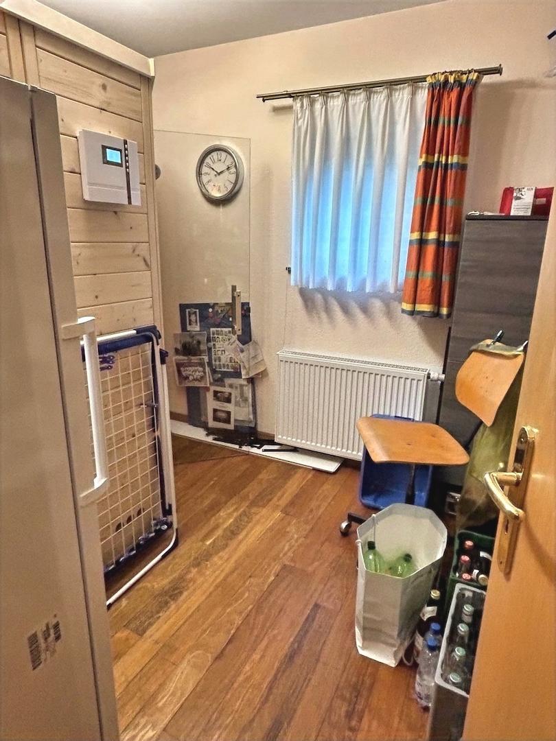 Abstellraum mit Sauna im UG (ELW)